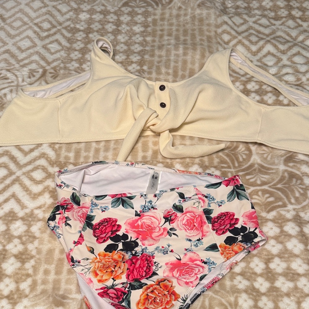 Cupshe Floral High-Waisted Bikini Bottoms - Pink and Orange